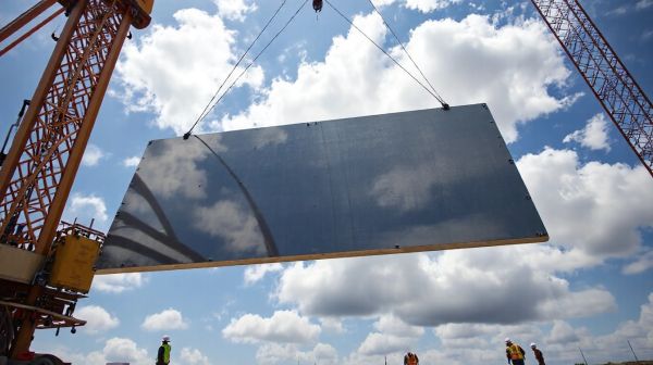 Solutions adaptées pour panneaux de chantier et normes à suivre
